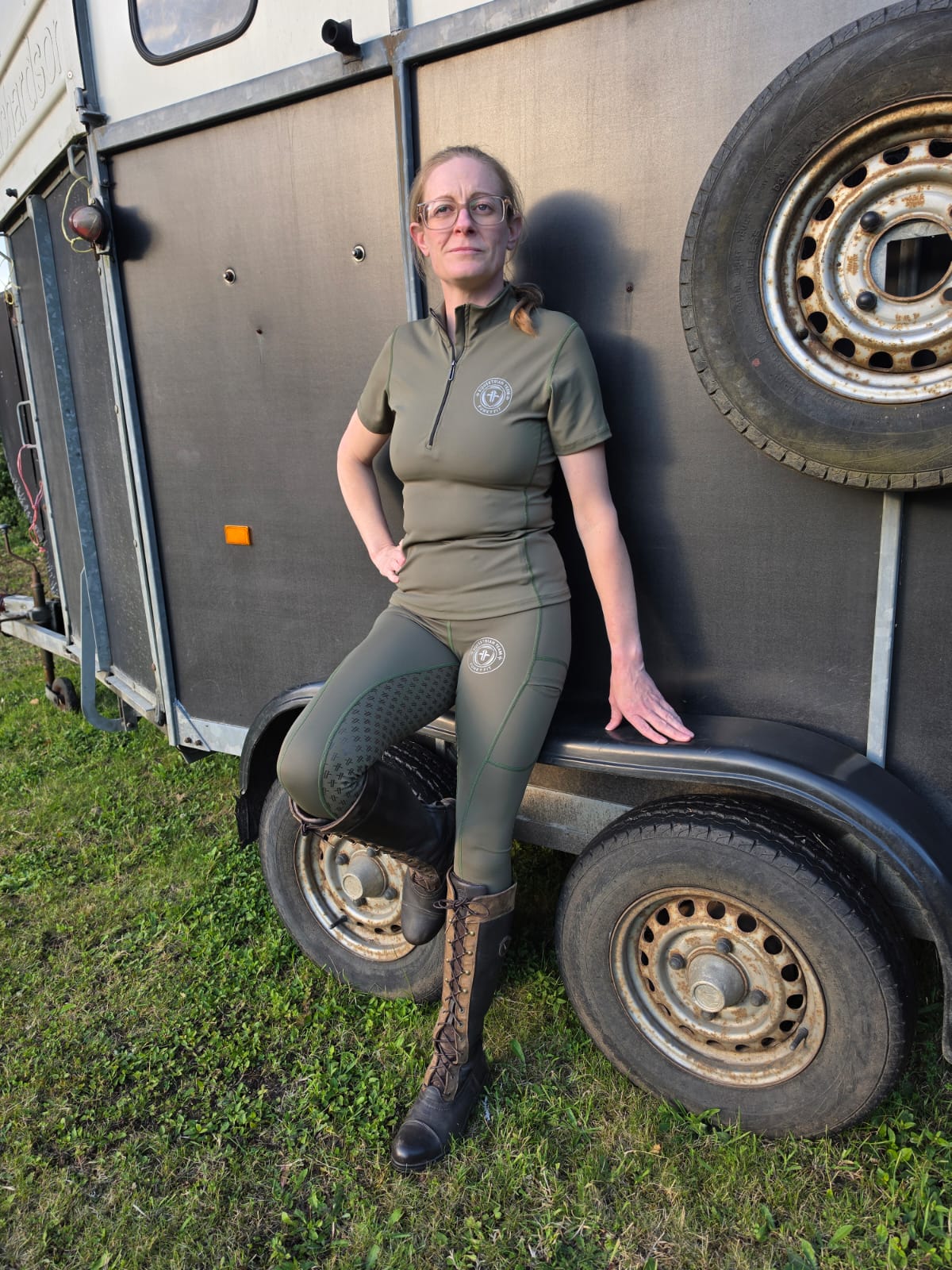 Team Performance Pull On Breech - Olive