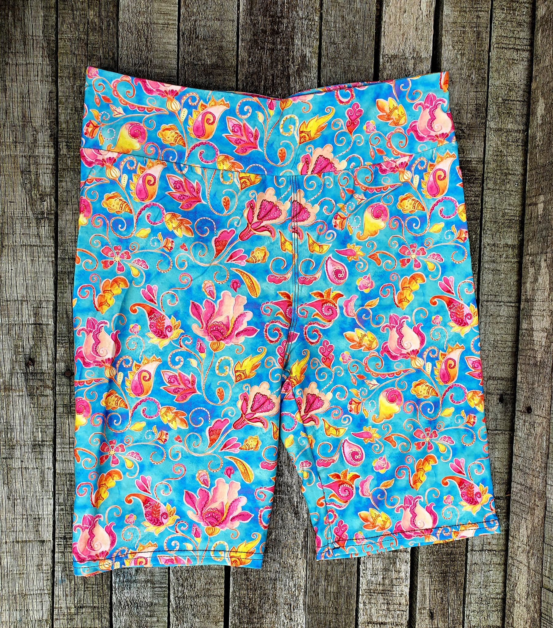 24/7 Biker Shorts - Paisley Punch