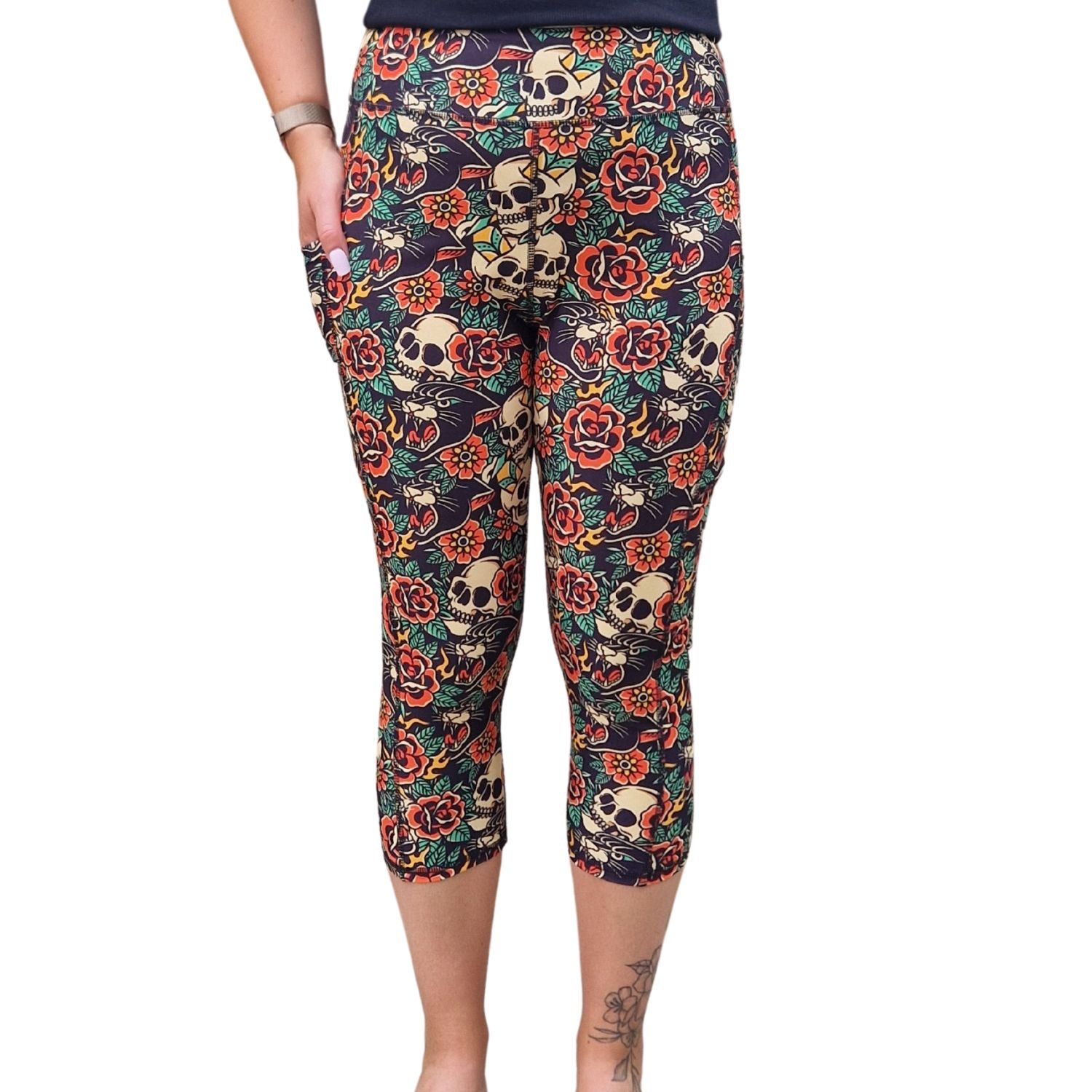 Funky Fit SCULPT Yoga Capri Leggings - Old School Tat