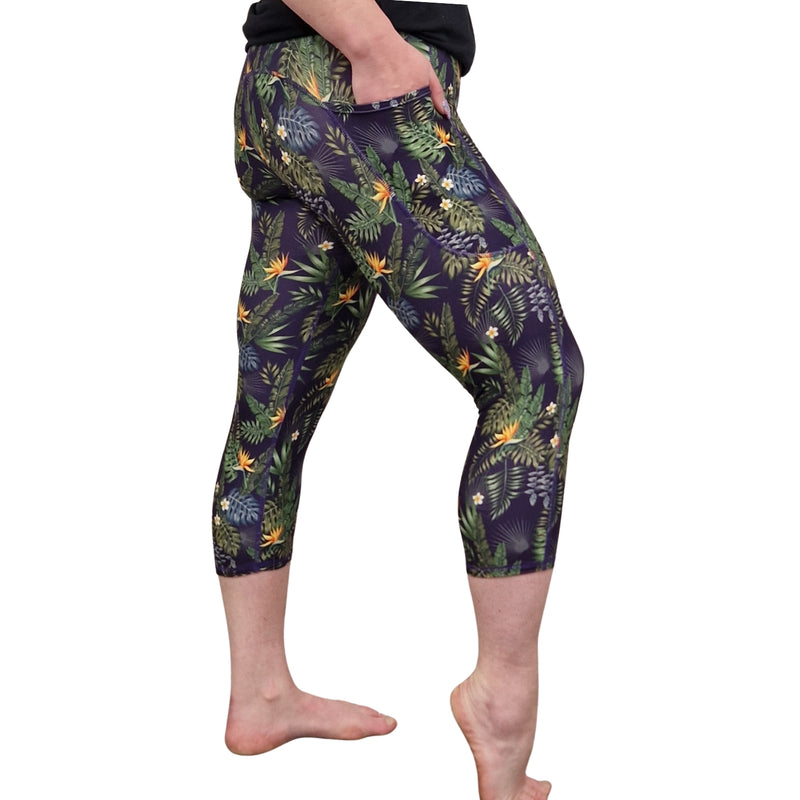 SCULPT Yoga Capri Leggings – Midnight Tropics