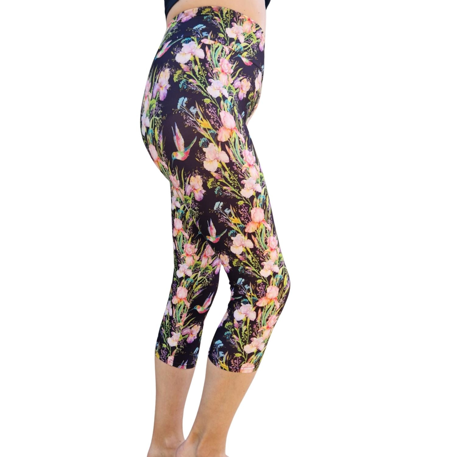Funky Fit 24/7 Capri Leggings – Hummingbird Delight