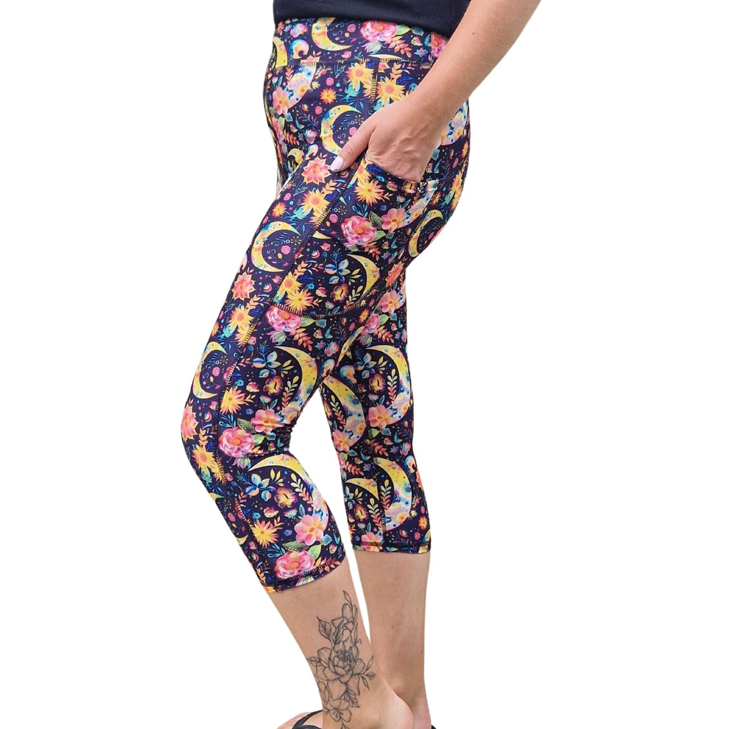 Funky Fit SCULPT Yoga Capri Leggings - Mystic Moons