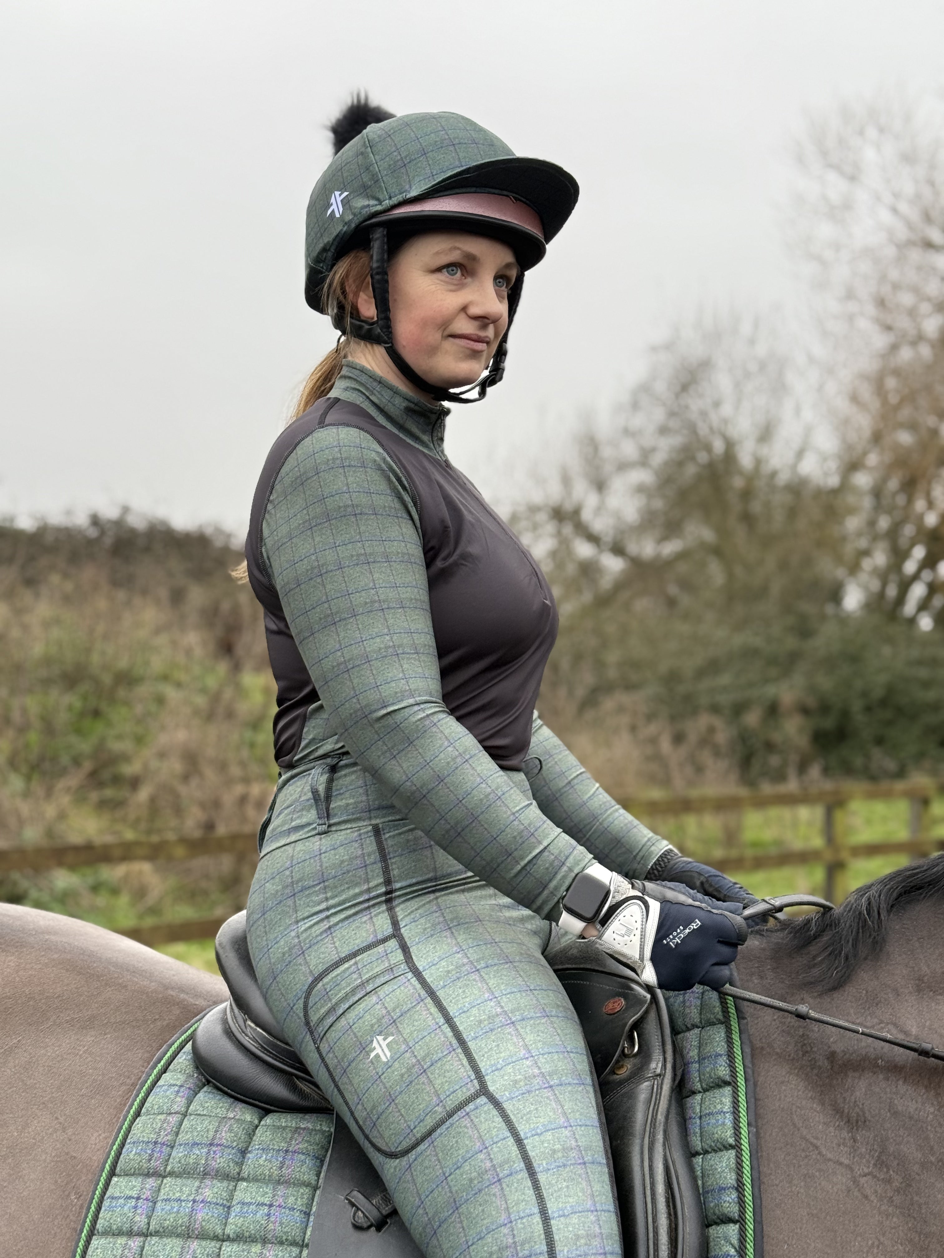 Funky Fit Cotswold Tweed Hat Silks