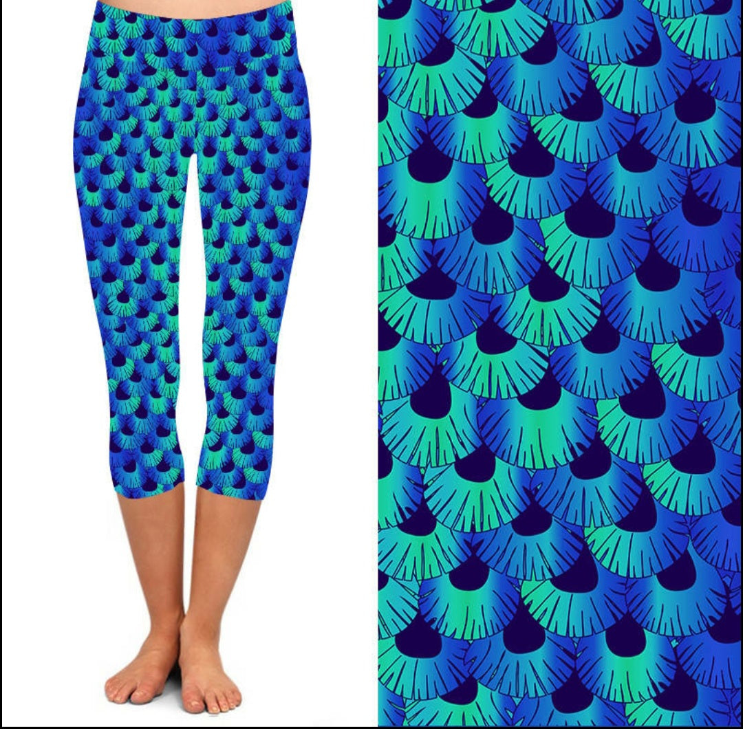 Funky Fit 24/7 Capri Leggings - Bluesy Shimmer