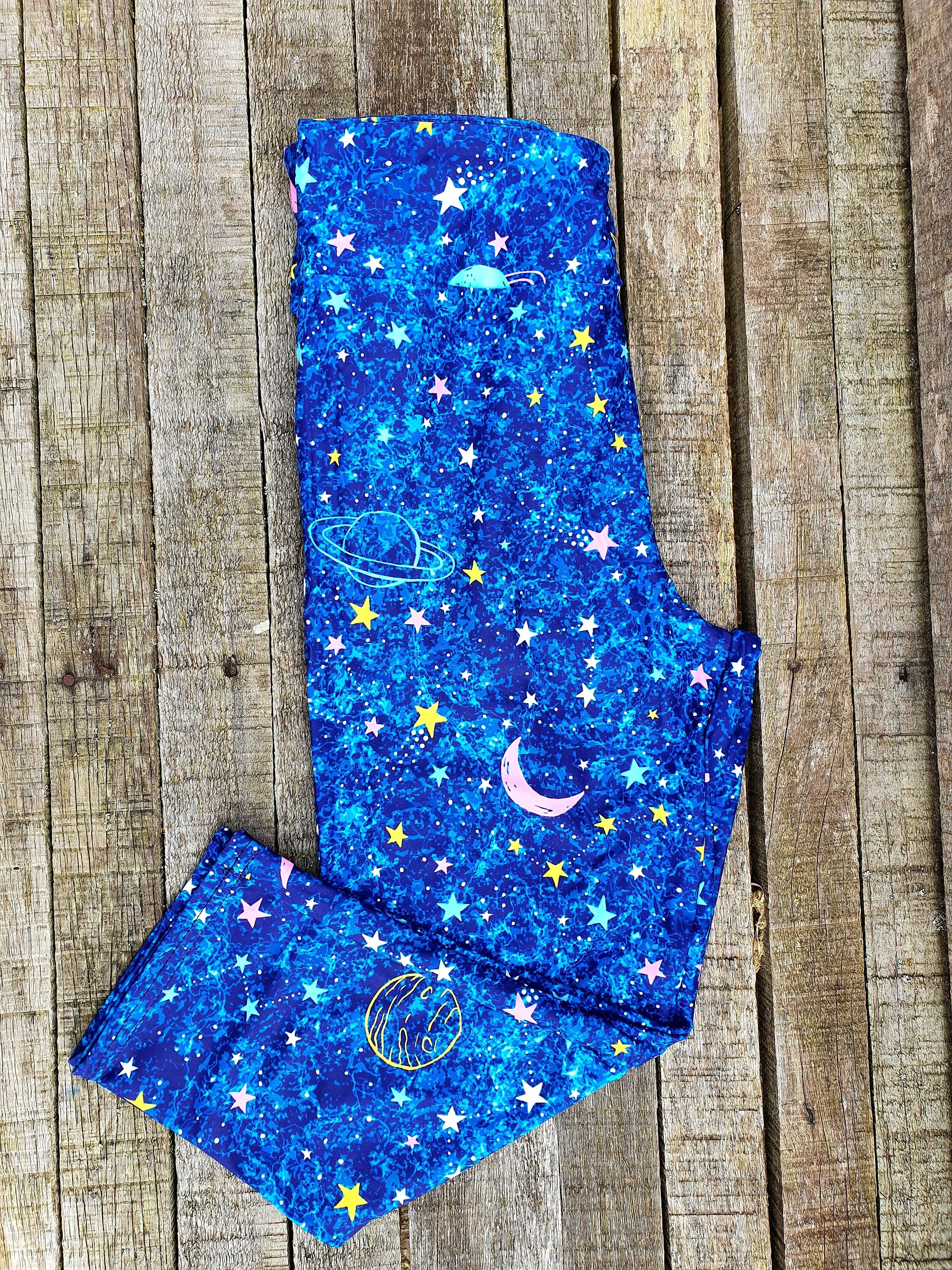 Funky Fit 24/7 Capri Leggings – Outta this world