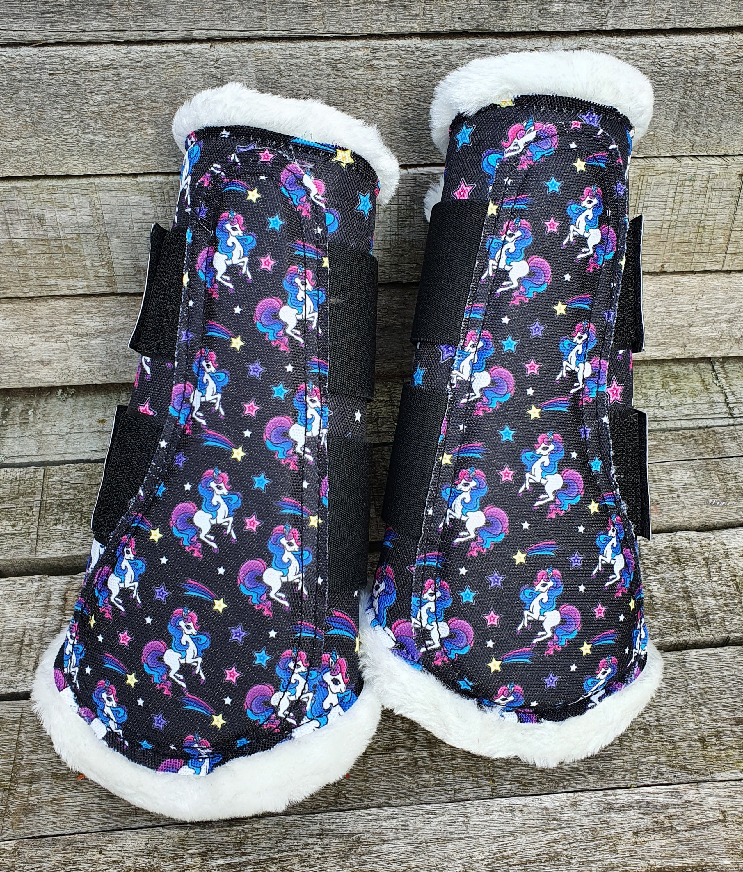 Unicorn Magic Brushing Boots Set (2pc)