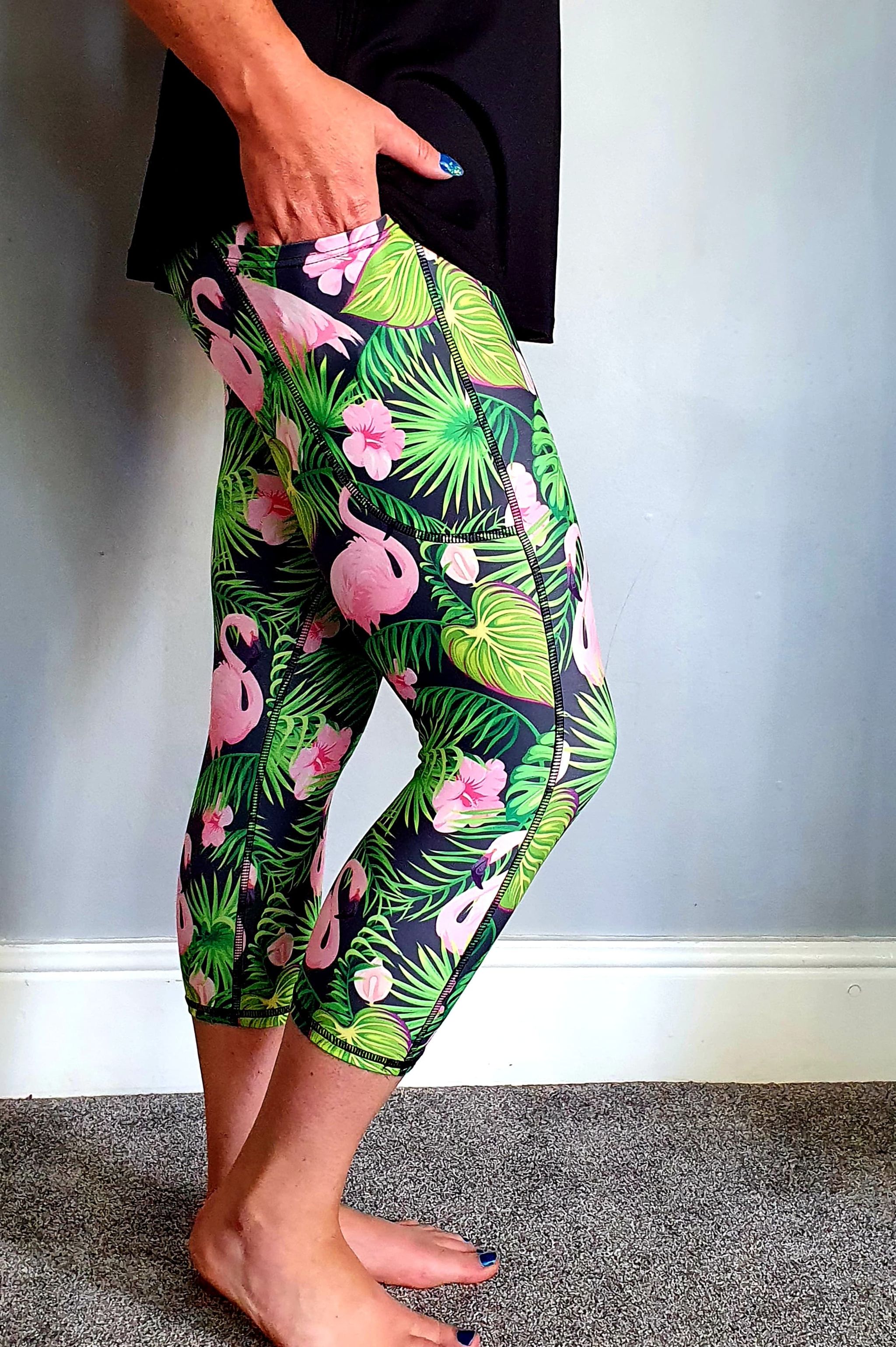 Funky Fit SCULPT Yoga Capri Leggings - Flamazing